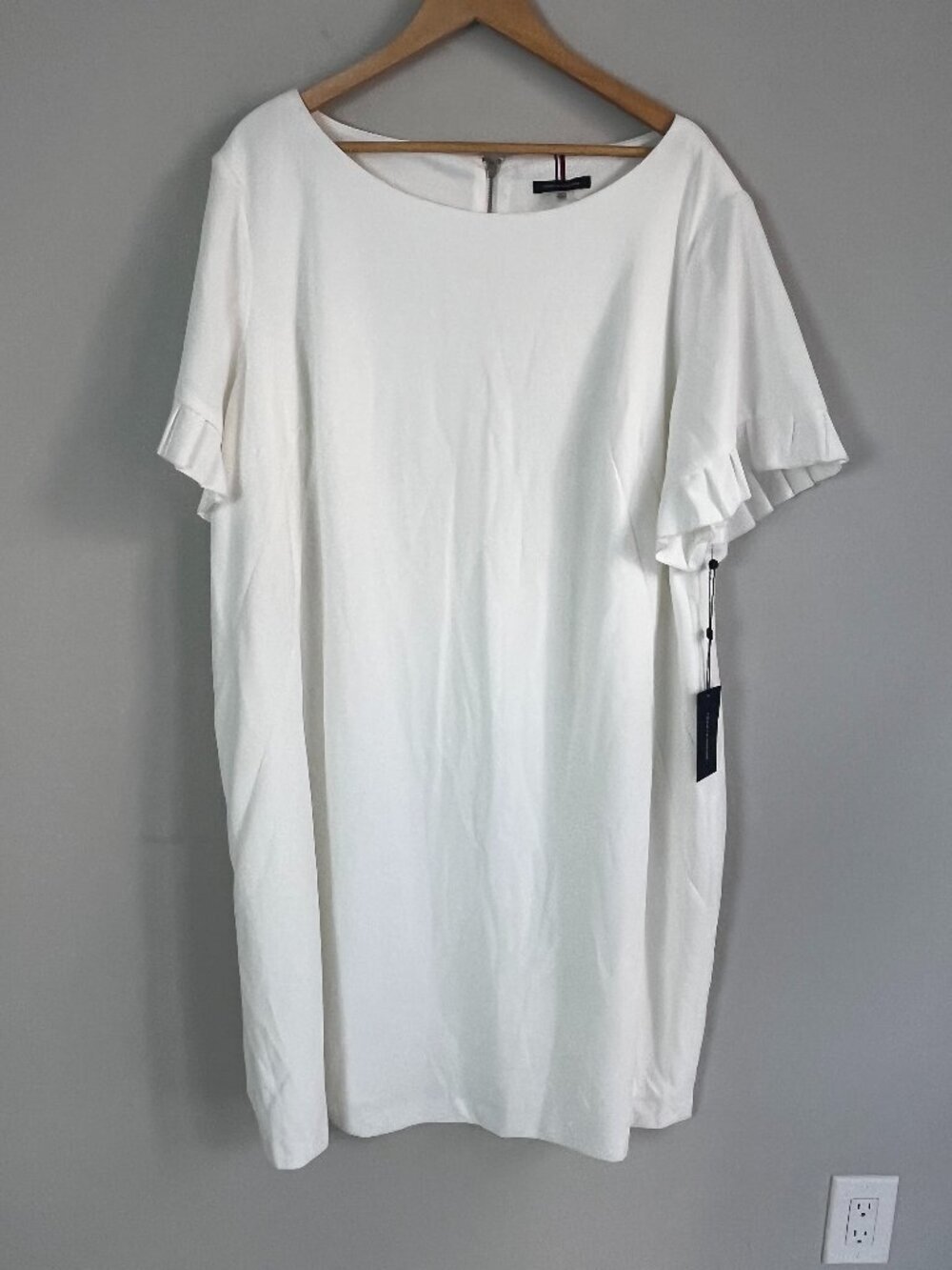NWT Tommy Hilfiger Shift Dress Ivory Ruffle Sleeve - Picture 2 of 5